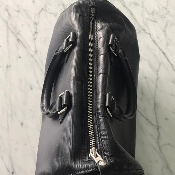 Louis Vuitton Purse - USED - Picture 13 of 16